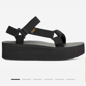 Teva Flatform Sandal